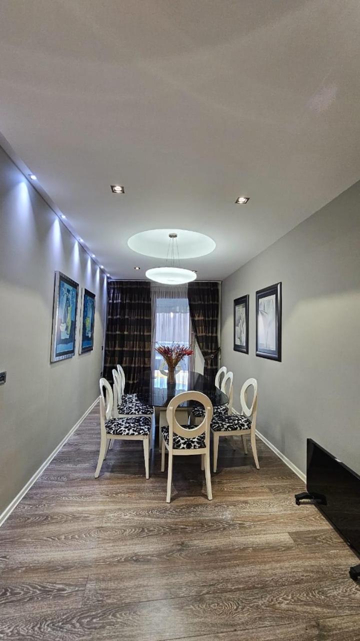 Aura Skanderbeg Square Apartments Tiran Dış mekan fotoğraf