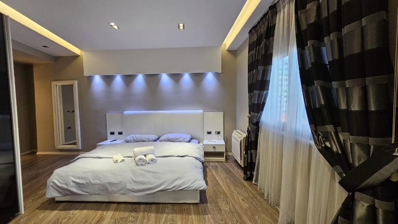 Aura Skanderbeg Square Apartments Tiran Dış mekan fotoğraf